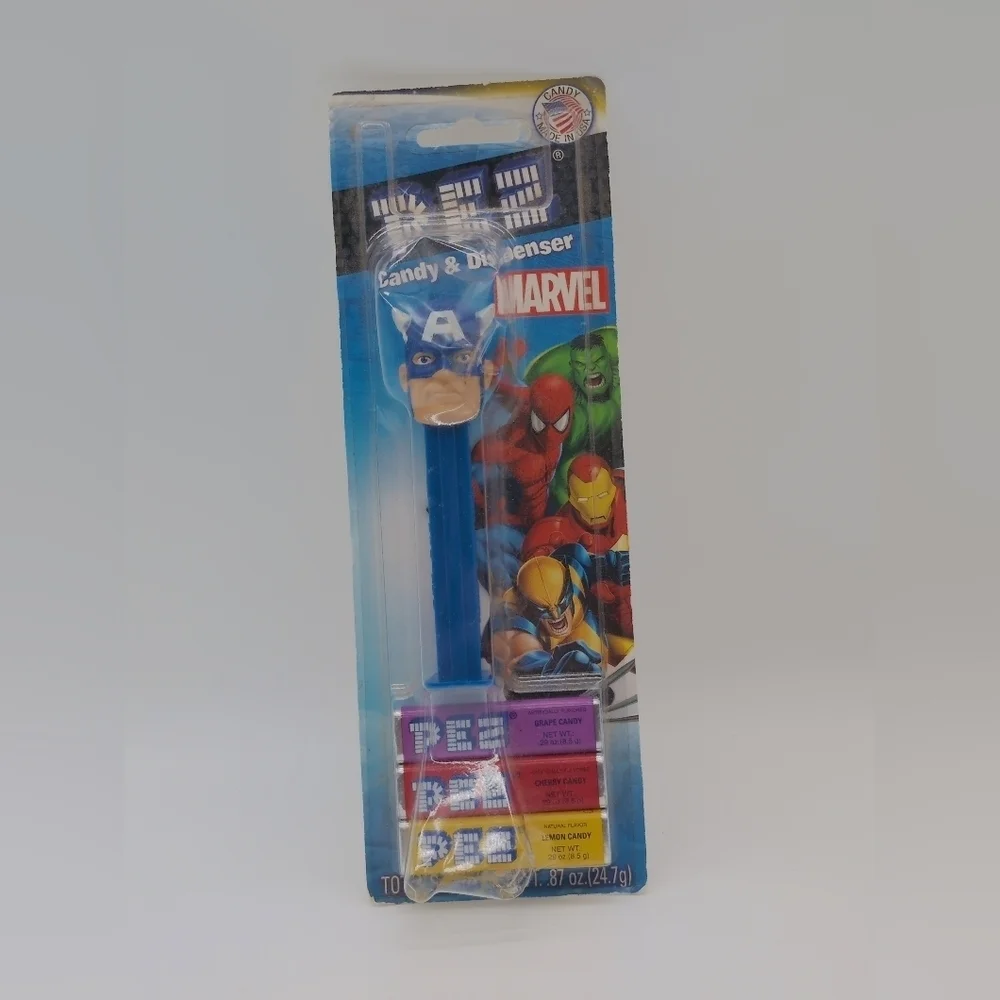 Marvel Captain America PEZ Dispenser - Blue and Red